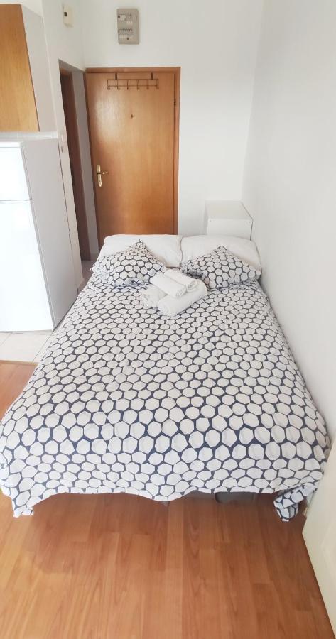 Jana Apartman 茨里克韦尼察 外观 照片